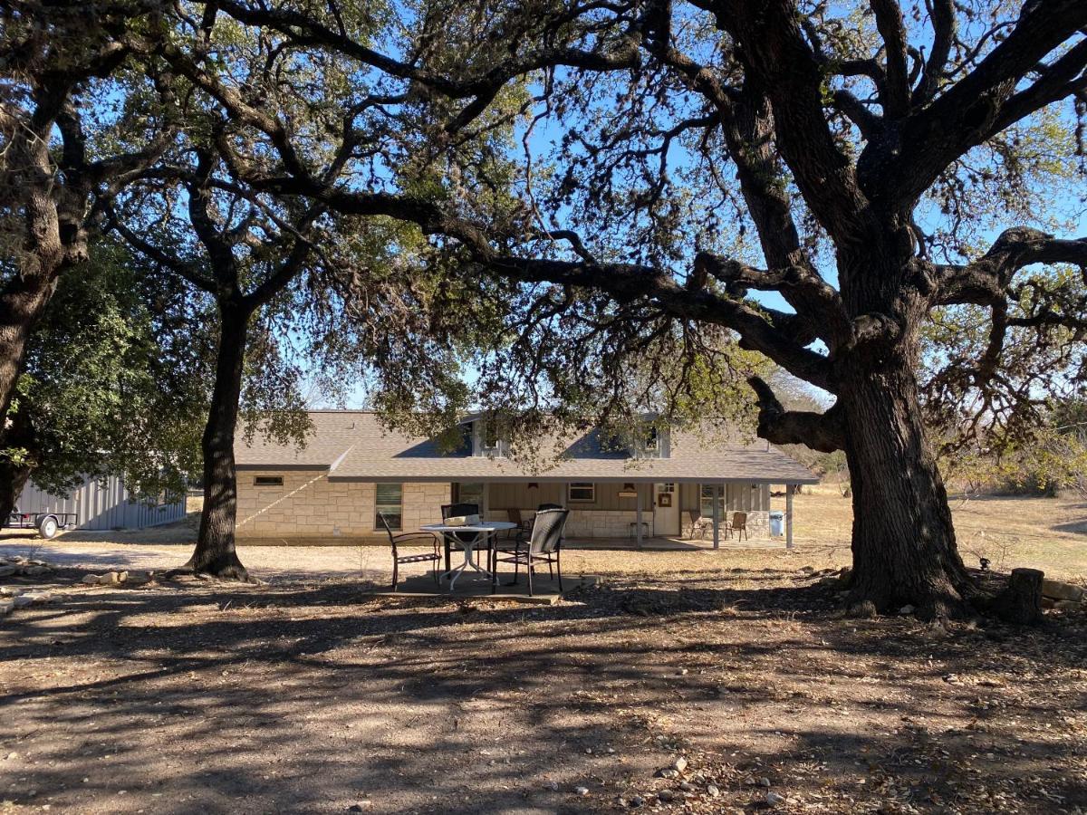 Texas Hill Country Ranch House - Great Views - Near Hidden Falls Park Smithwick Bagian luar foto